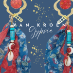 „Boho-Feenzauber: Festival Outfits für Damen, die Magie in die Luft zaubern!“